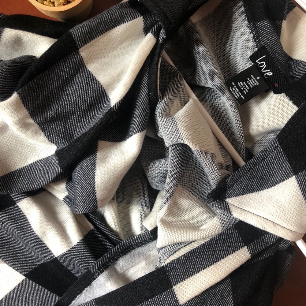 Love brand Plaid/Flannel cardigan